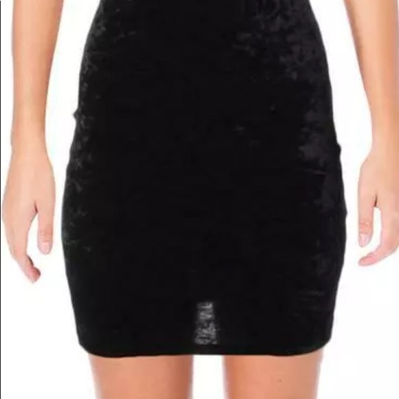 Aqua Black Velvet Off Shoulder Cocktail Dress ๐ - Picture 4 of 5